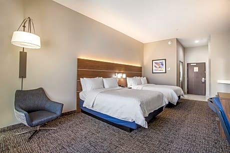 Standard Room with Two Queen Beds