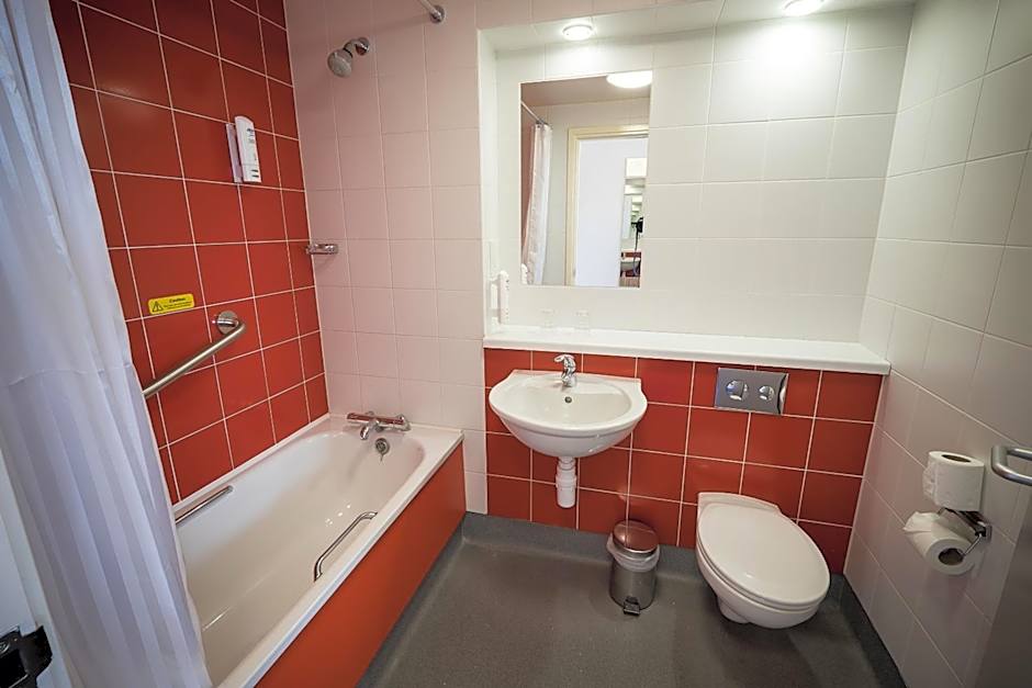 Travelodge Limerick Castletroy