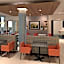 Holiday Inn Express & Suites Dallas Market Ctr - Love Field By IHG