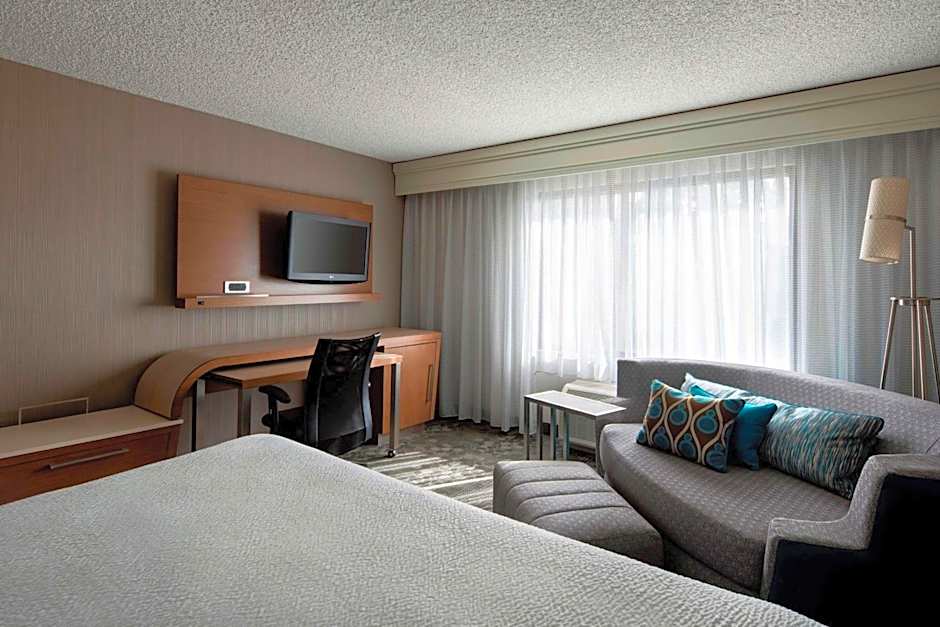 Photo 1 of 5 of Double Room