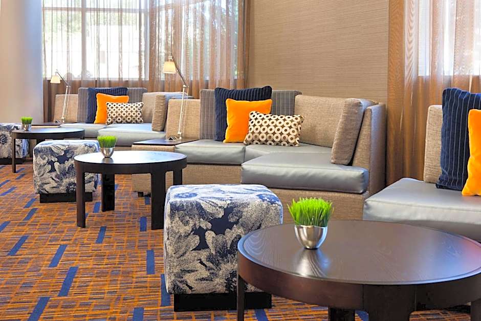 Sonesta Emeryville - San Francisco Bay Bridge