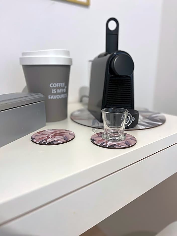 Bella Vita Guesthouse -parcheggio privato interno