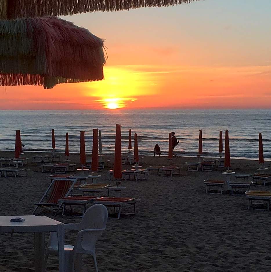 Max Luxury Suite - Servizio Spiaggia Inclusa