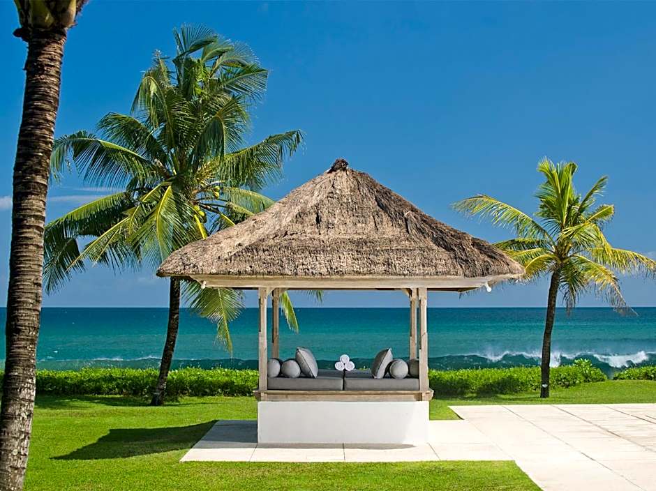 Villa Atas Ombak