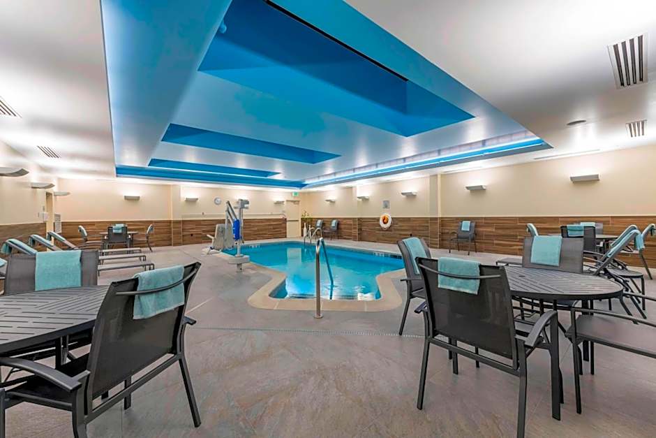 Fairfield Inn & Suites by Marriott Boston Marlborough/Apex Center
