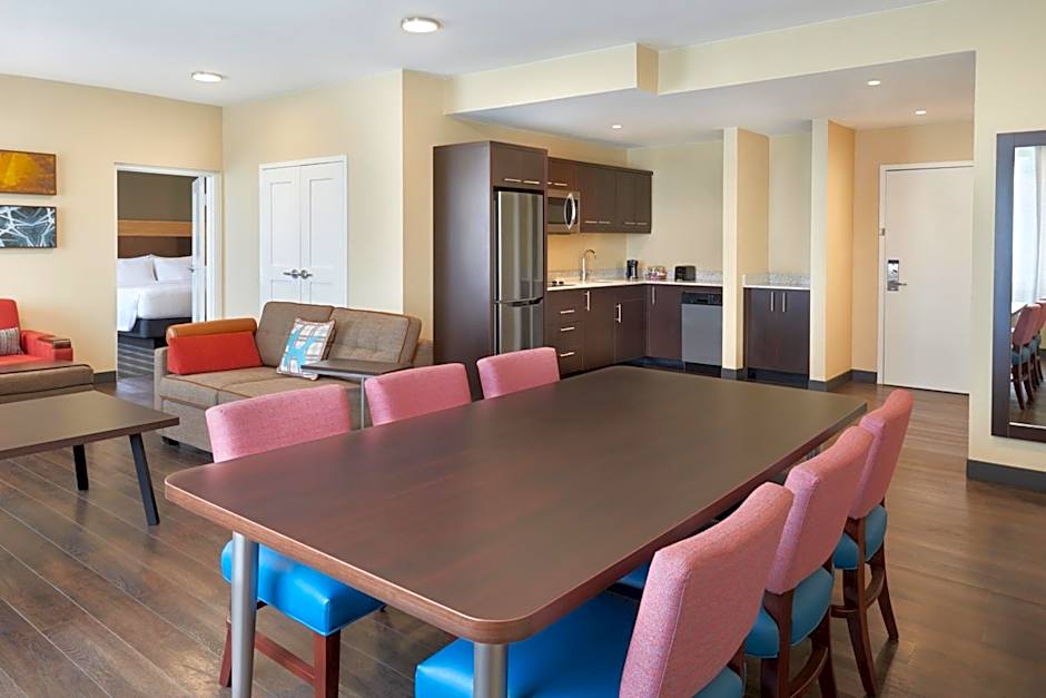 TownePlace Suites by Marriott Toronto Oakville