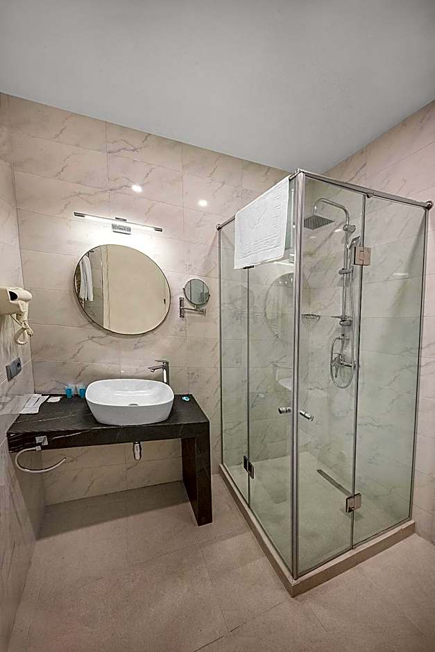 Meta Business Hotel By King David