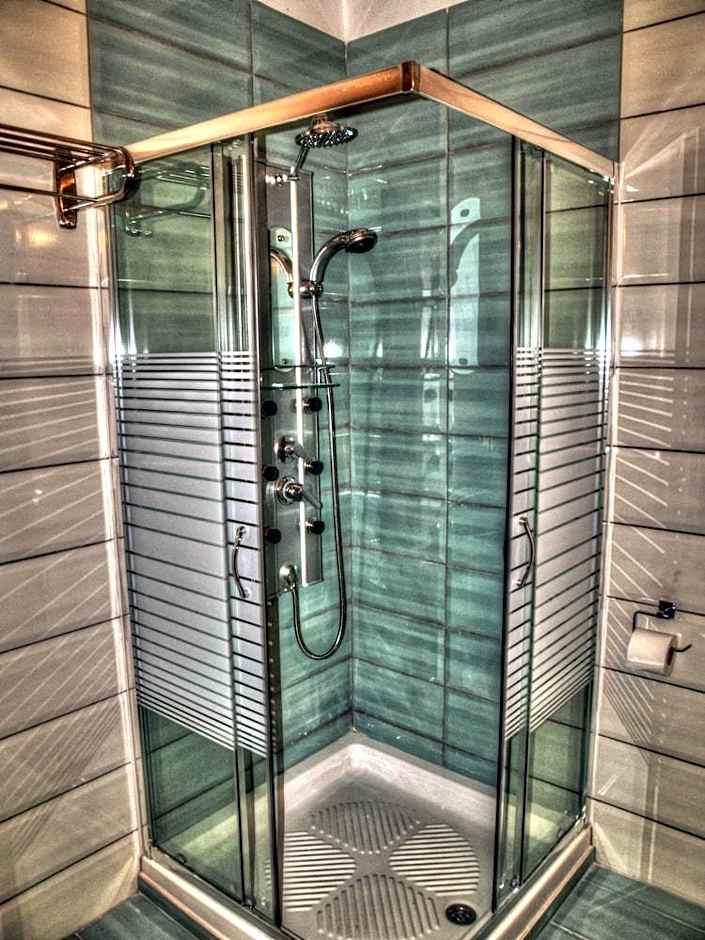 Maranton Beach Hotel