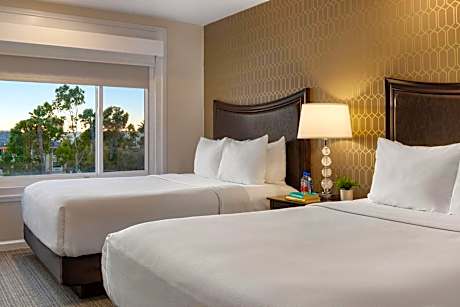 Queen Suite with Sofa Bed