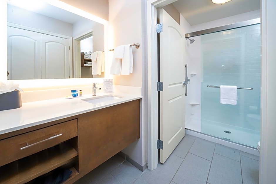 Staybridge Suites - Summerville, an IHG Hotel