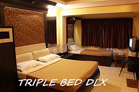 Triple - 1 Queen 1 Single