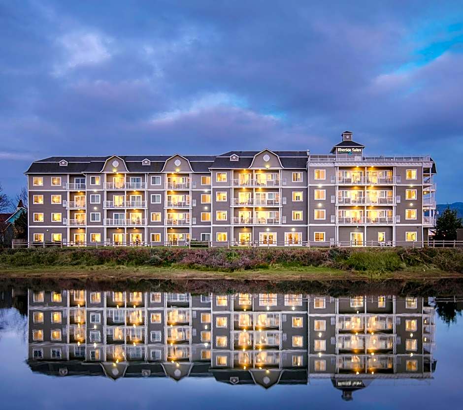 RIVERTIDE SUITES