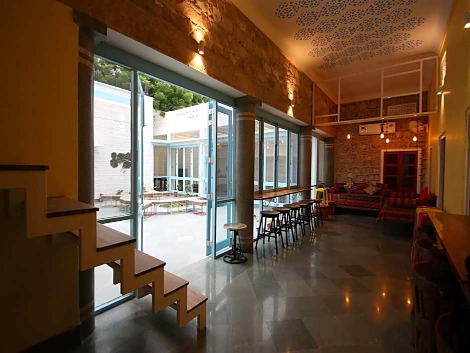 Jaipur Jantar Hostel