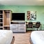 ECHO Suites Extended Stay by Wyndham Dallas Plano/Frisco