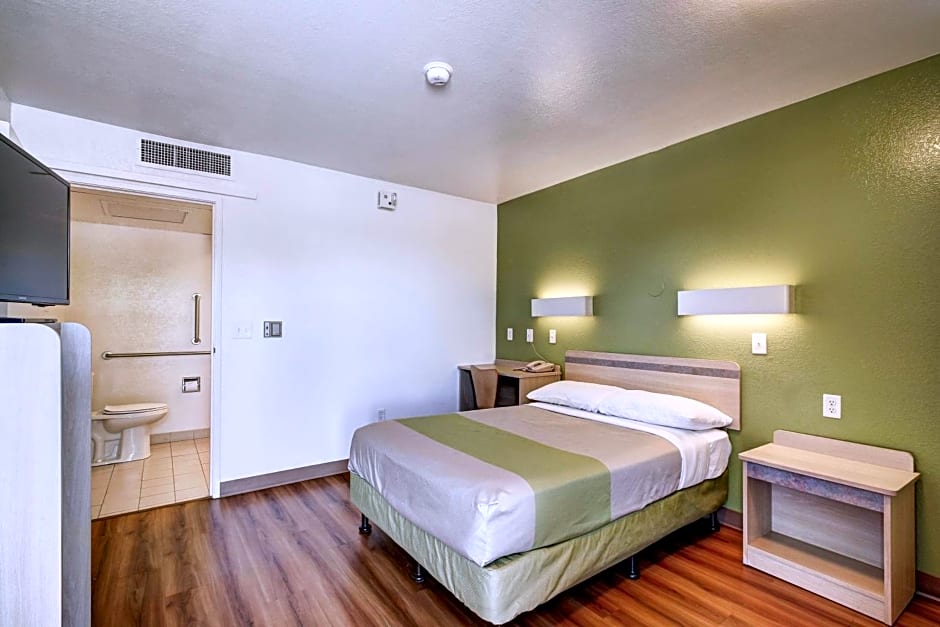 Econo Lodge Midvale