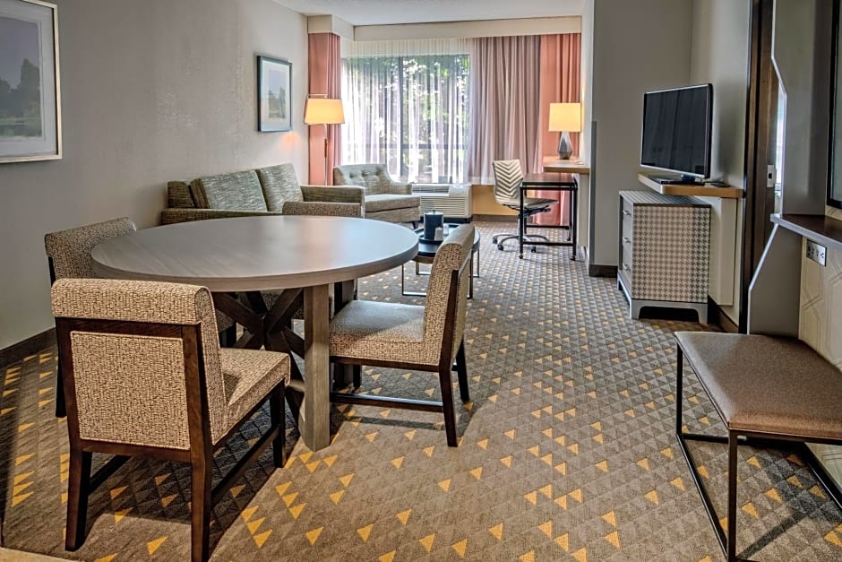 Holiday Inn Rocky Mount I-95 @ US 64 By IHG