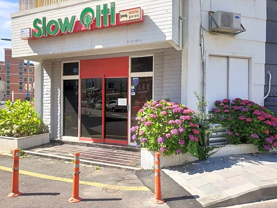 Slow Citi Guest House