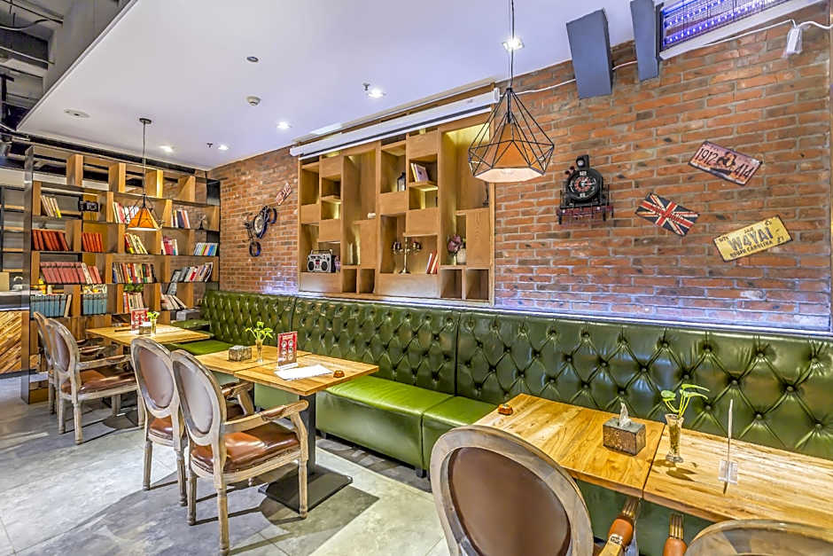 James Joyce Coffetel Zhuozhou City Government Branch