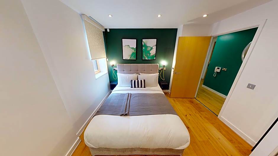 Quay Apartments Manchester