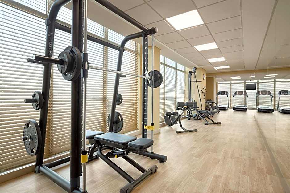 Ramada Resort by Wyndham Manama Seef