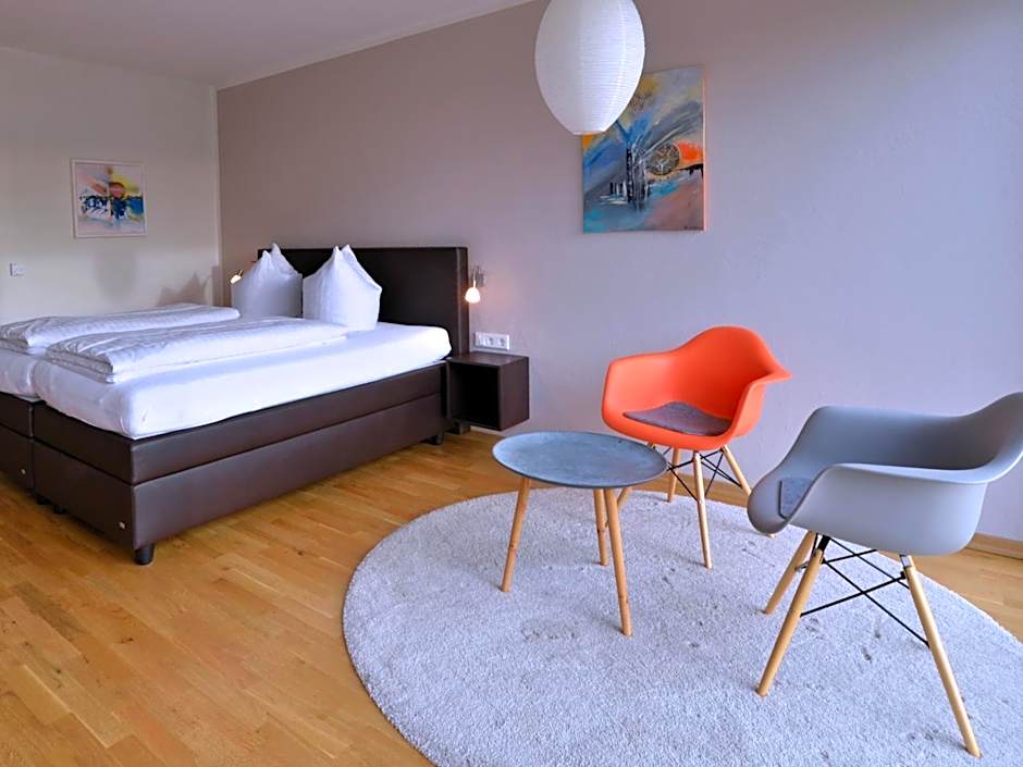 Foto 1 dari 24 — Double Room