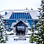 Ski inSki out - Steam shower - Roof top Hot tub- Air Conditioning