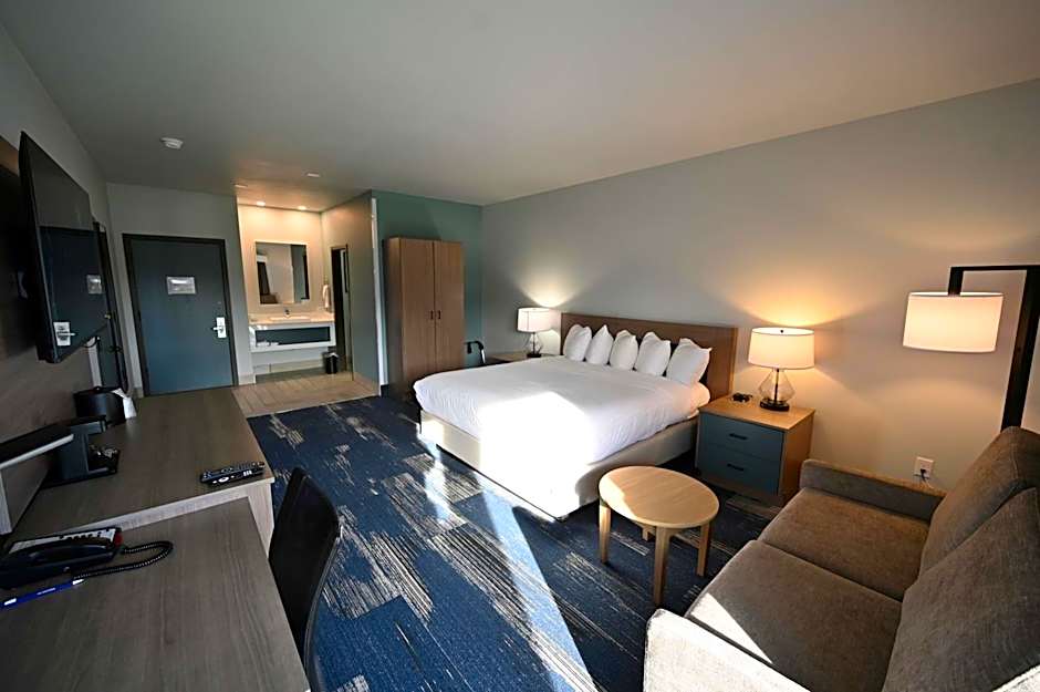 Photo 1 of 1 of Standard 1 King Bed