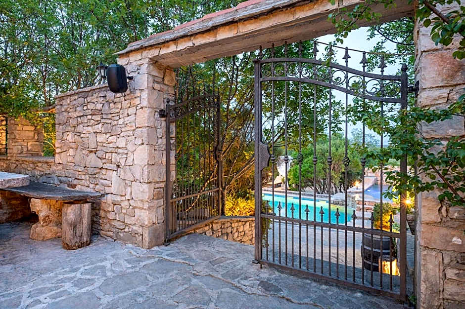 Nono Ban Stone & Soul