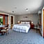 Manata Homestead & Lodge
