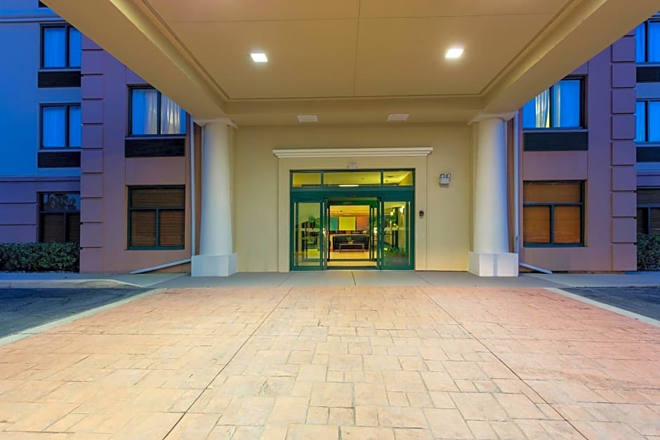Holiday Inn Express & Suites Bradenton East-Lakewood Ranch By IHG