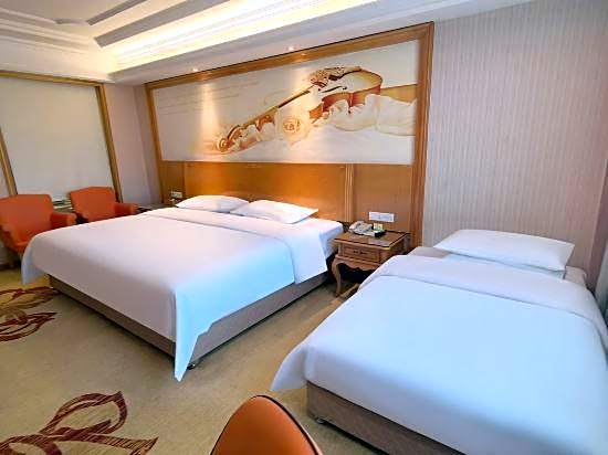 Vienna International Hotel Guangzhou Jichang Road Huangshi