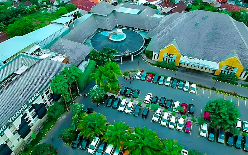 Crown Victoria Hotel Tulungagung