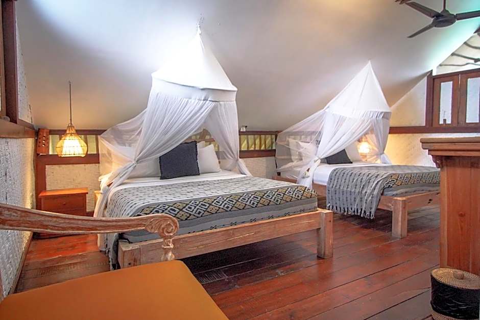 The Calmtree Bungalows