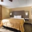 Quality Suites Milwaukee Airport