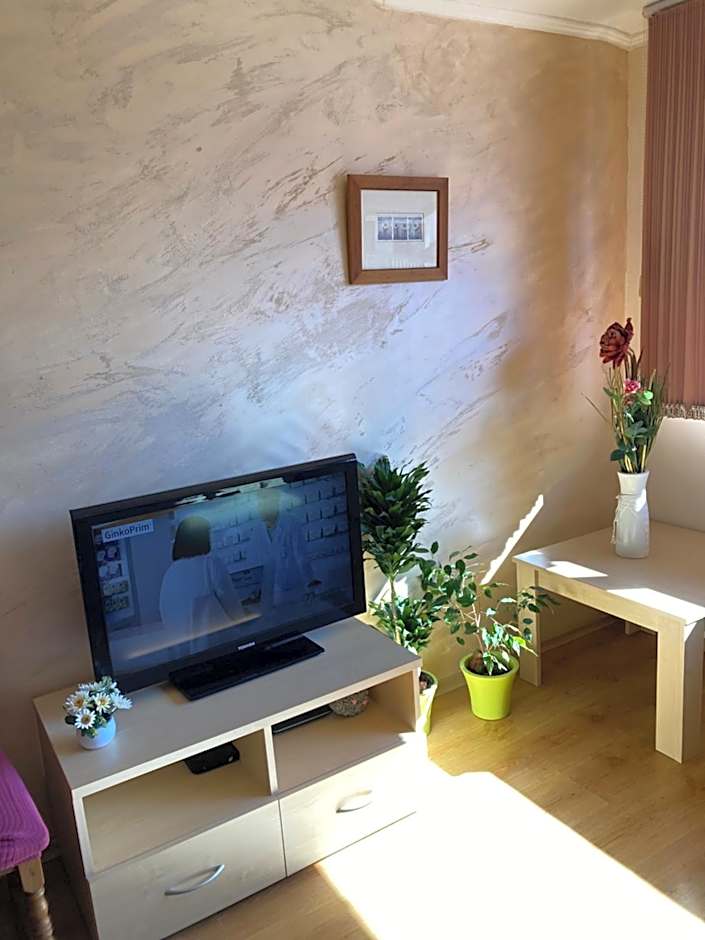 Cedar Lodge 3/4 Apartment Paradise