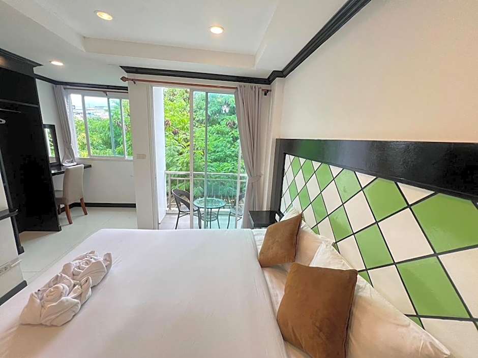 COZY Residence Patong