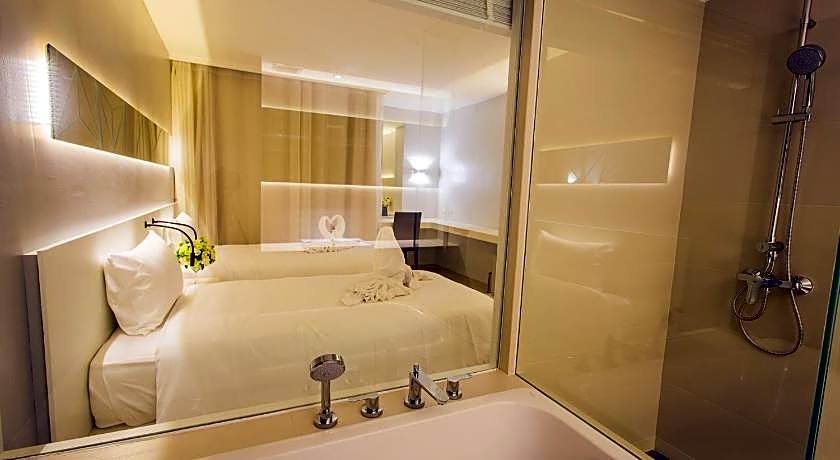 Crystal Hotel Hat Yai