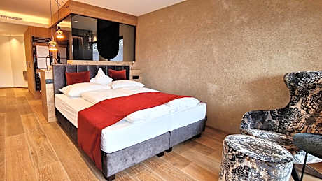 Double Room with Pool View