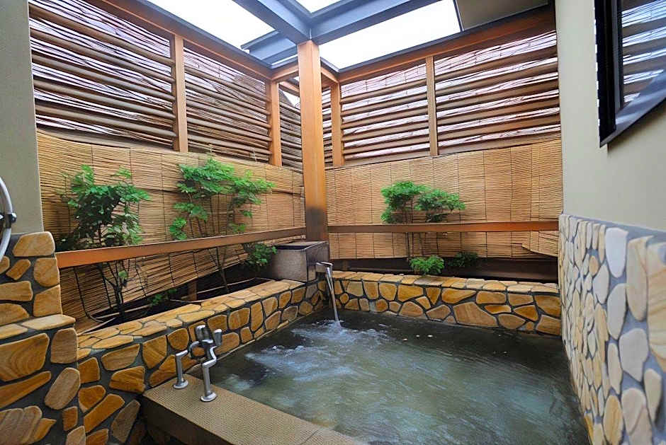 Shibu Onsen Kokuya