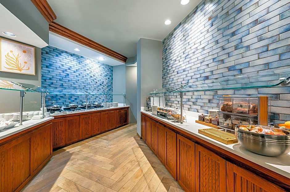 DoubleTree Suites By Hilton Raleigh-Durham