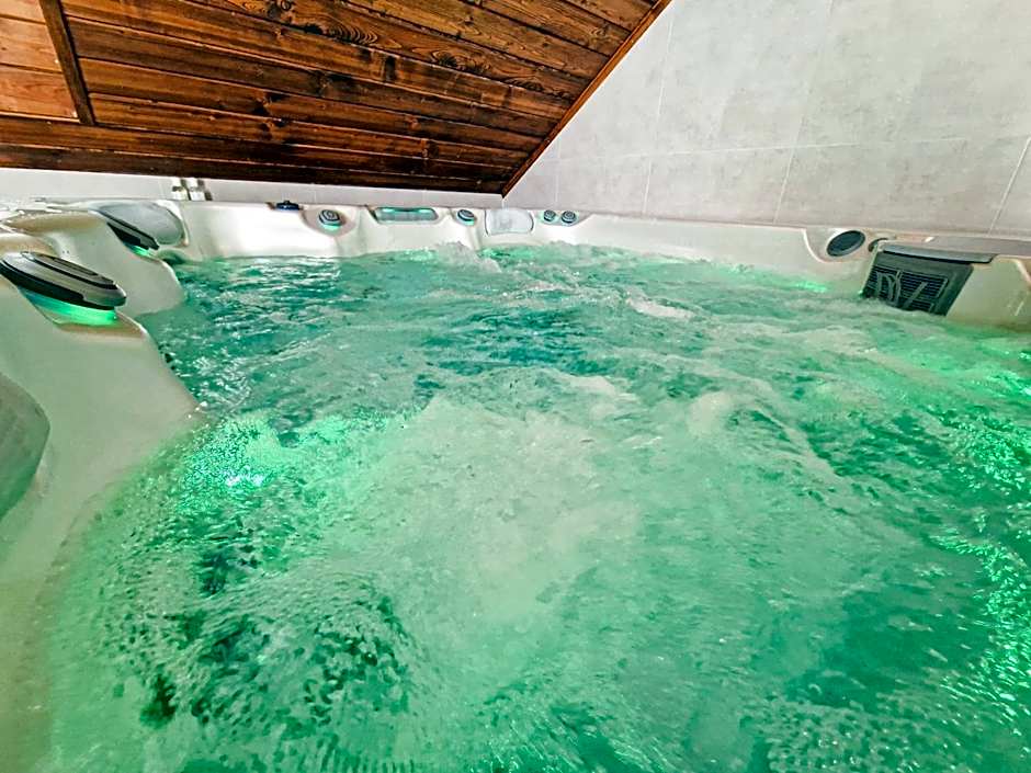 GraVelo - Apartament Jacuzzi