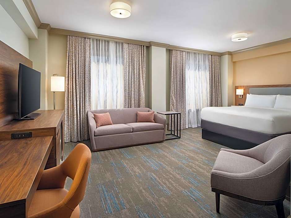 Hampton Inn & Suites New Orleans Canal St. French Quarter