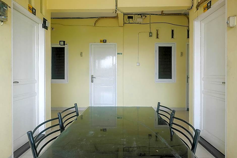 RedDoorz @ Teratai Homestay Medan Amplas