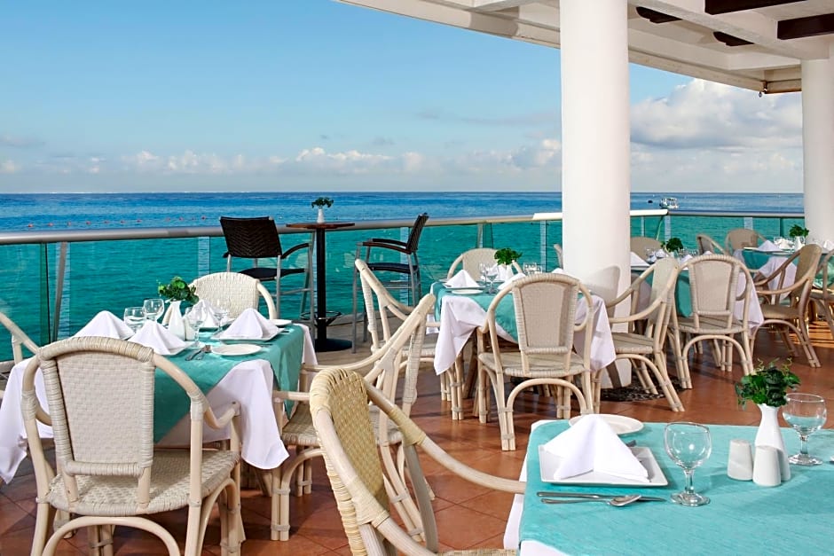 El Cid La Ceiba Beach Hotel