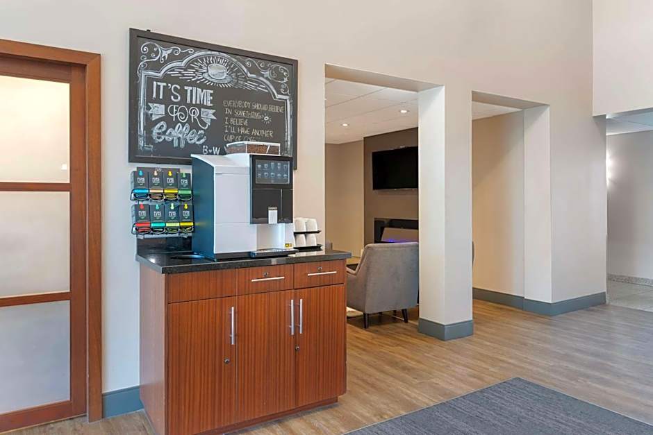 Best Western Plus Brandon Inn