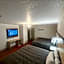 Mountain Vista Inn & Suites - Walking Distance to the Island