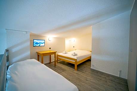 Apartment - Split Level