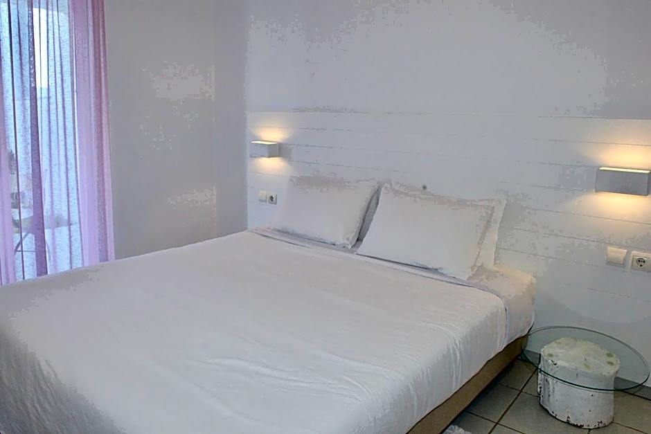 Photo 1 of 8 of Deluxe 1 Double Bed or 2 Beds, Pool View