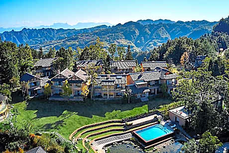 Evergreen Forest Retreat Zhangjiajie, Near National Forest Park Avator Park, Luxury Nature Escape, Free Airport&Train Shuttle Service & Travel itinerary, English Speaking Butler