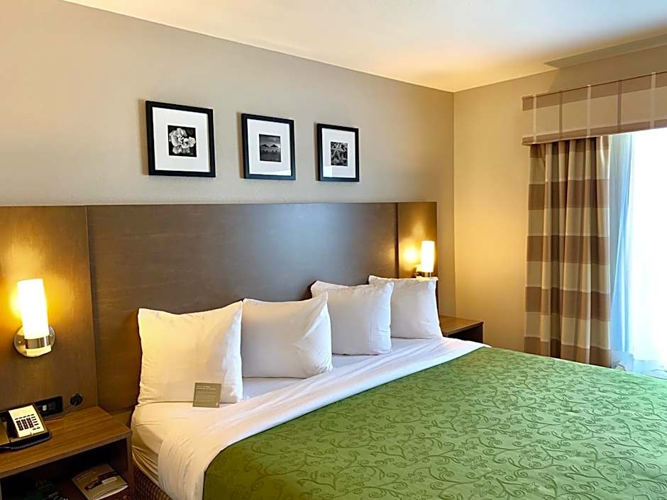 Country Inn & Suites by Radisson Kenosha - Pleasant Prairie